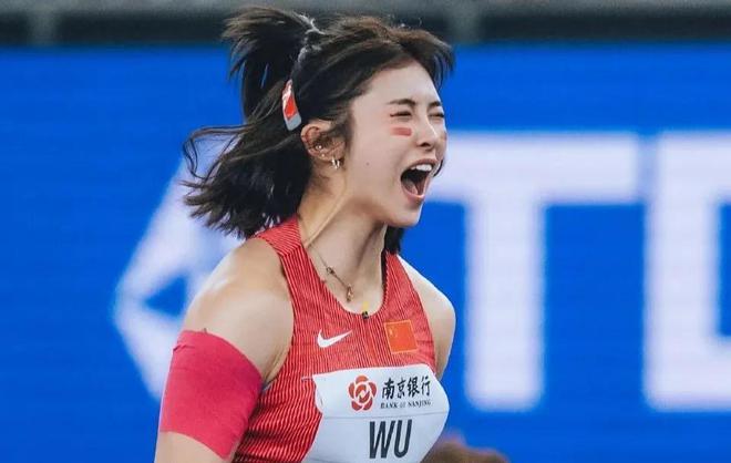 老被骂的吴艳妮，还没赢够
