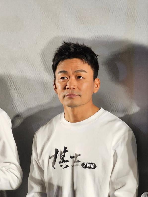 王宝强用一部棋士告诉我们：人生如棋局，落子皆是深渊