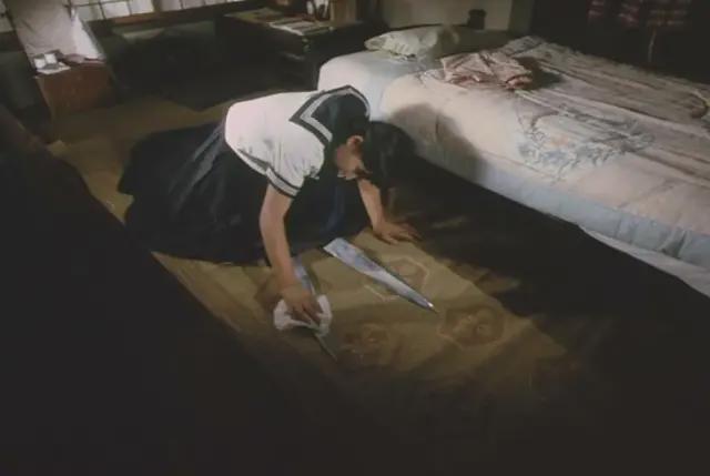 通过他的死，了解日本人