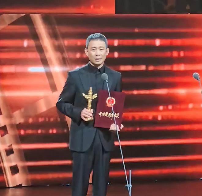 华表奖获奖名单！张译二封影帝，惠英红勇夺影后，郭帆拿优秀导演