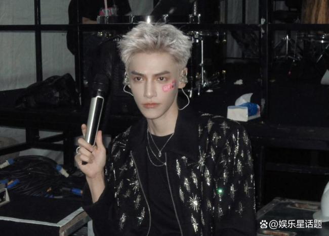 业内人士说音乐节演出超时相当正常 敬业与争议并存