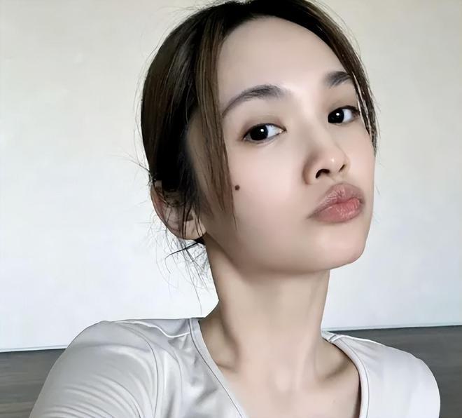 Makiyo不爽王心凌潘玮柏力挺杨丞琳，网友质疑她想翻红，你咋看？