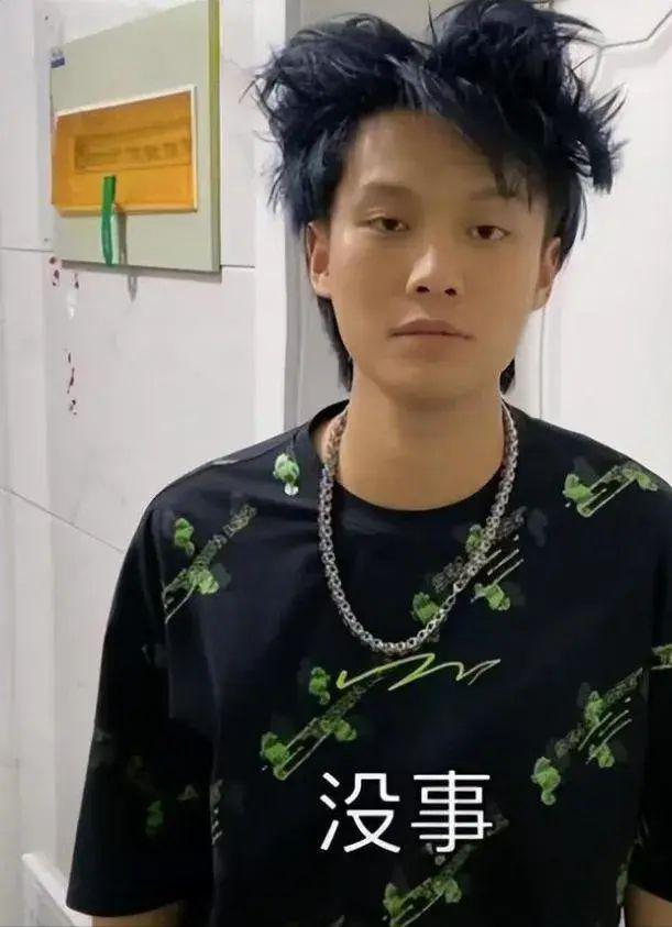 消失8月首现身！小杨哥庆贺王晶生日：复出试水还是江湖救急？