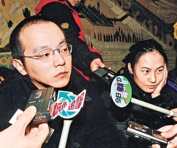 王菲窦唯北京往事：青春时爱上的人，要用多少个十年才能释怀？