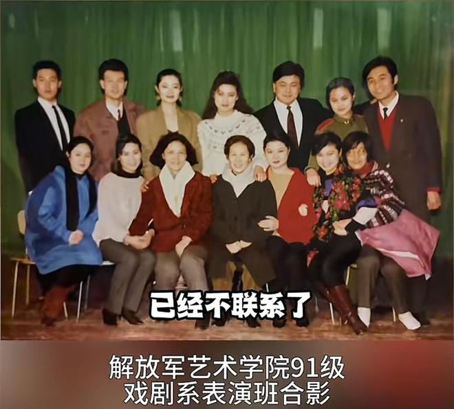李彬近况：眼睛浮肿，头发白了，样貌大变，与洪剑涛聚餐哭成泪人