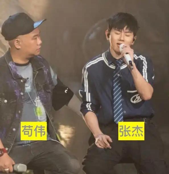 张杰悼念苟伟：在上海曾是邻居，录时光音乐会前一晚还见面练歌