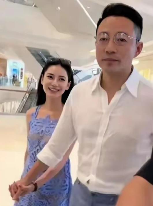 前夫哥晒和马筱梅的结婚证，喊话汪小菲不要上当被骗