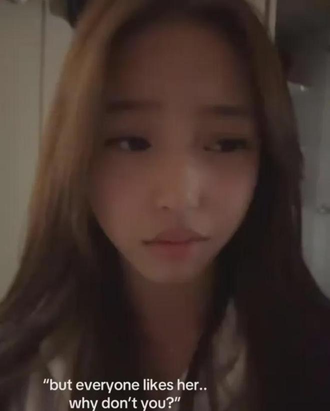赵薇女儿近照神似网红，不像妈妈像爸爸，父母离婚只字未提抚养权