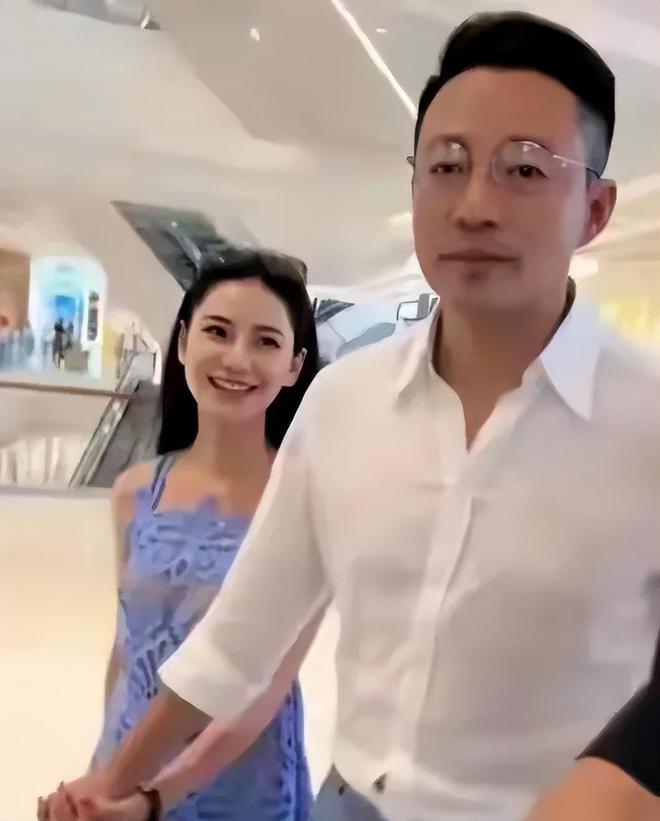 设计师兰玉拒绝给汪小菲做婚纱，直言三观不合，马筱梅怒斥蹭流量