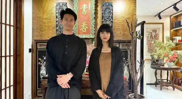没离婚！窦骁卡点为何超莲庆生，夫妻共同经营高端餐饮拼事业