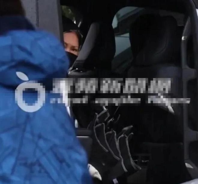 S妈难以走出悲痛，心疼到无法呼吸送急诊，小S女儿却忙着接手资源