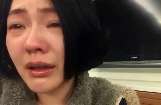 太唏嘘！大S留给女儿珠宝被搬走，小s联合众星掩盖热度，难上热搜
