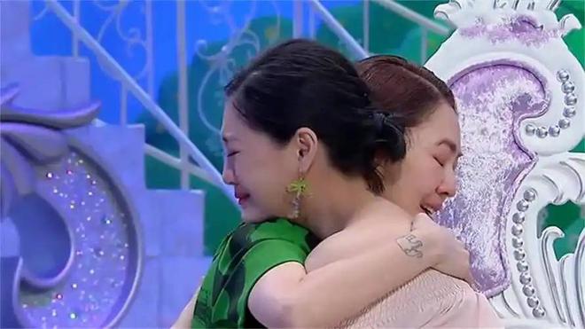 大S遗产遭侵占败露了？小S联合蔡康永紧急掩盖，光头真是赢麻了