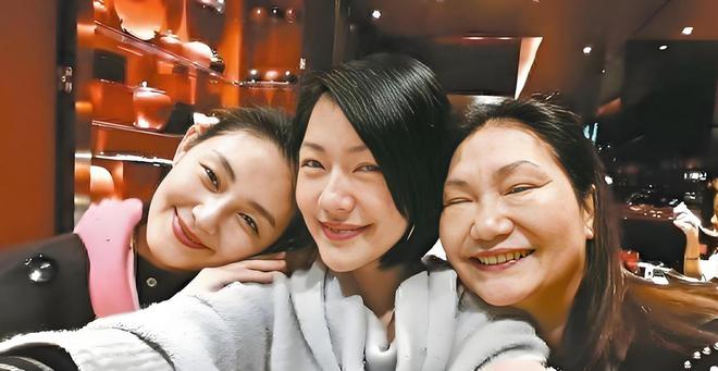 大S百日祭风波：汪小菲停贷豪宅，小S发文悼念，S妈拒过母亲节