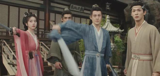 李凯馨为录音风波道歉，网友不接受呼吁封杀，靠干爹进圈成资源咖