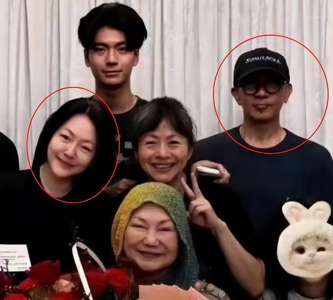 S妈晒母亲节聚餐照：具俊晔已经瘦脱相，大姐徐熙娴也憔悴不堪