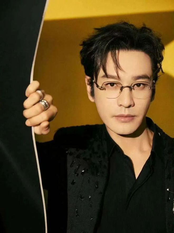 黄晓明读博士，背后有高人