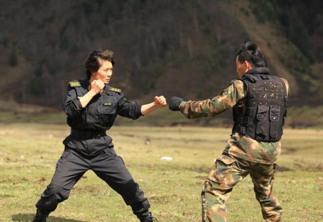 武警西藏总队的雷敏，为什么热度这么高？因为她有一种品质很稀缺
