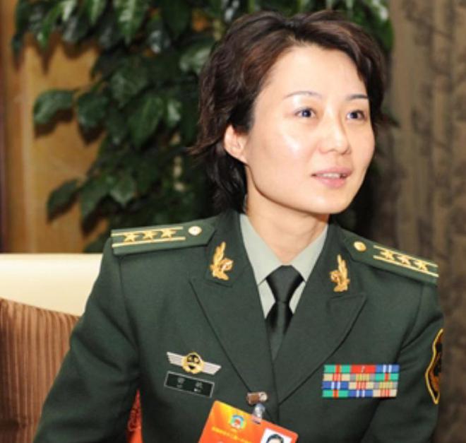 武警西藏总队的雷敏，为什么热度这么高？因为她有一种品质很稀缺