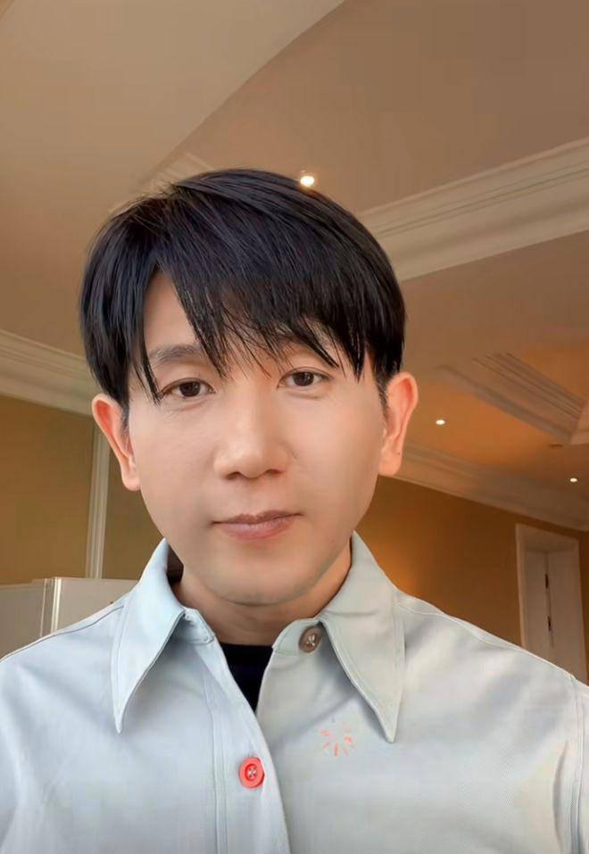 美女配丑男？赵丽颖被吐槽眼光差看上赵德胤，同龄女星都找小鲜肉