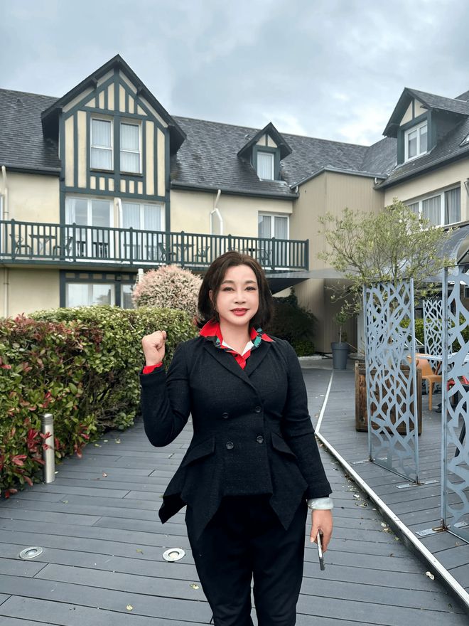 23年后刘晓庆疑再涉偷税风波：是老毛病犯了，还是冤枉受屈？