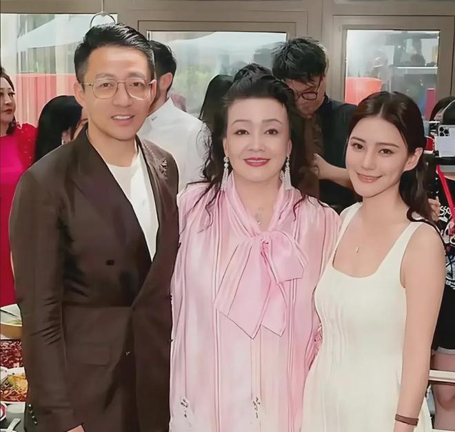 大S珠宝被搬空示意图曝光，汪小菲考虑刑事自诉，S妈连忙转移焦点