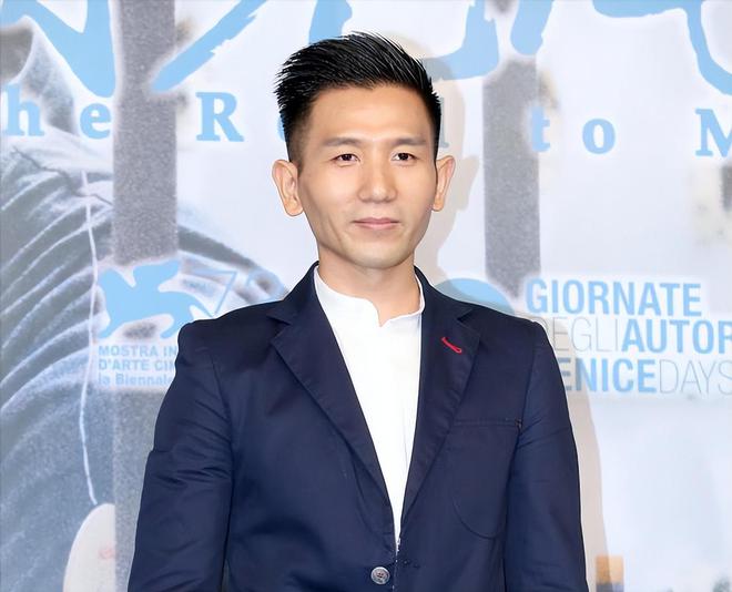 赵丽颖男友三代涉毒，前夫冯绍峰评论区沦陷，网友呼吁接孩子回家