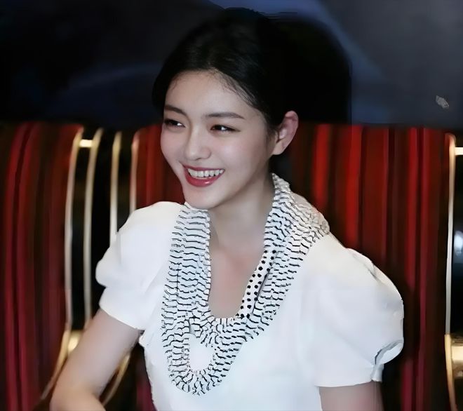S妈评论区大翻车！台湾省网友痛批S家消费逝者，呼吁放过大S子女