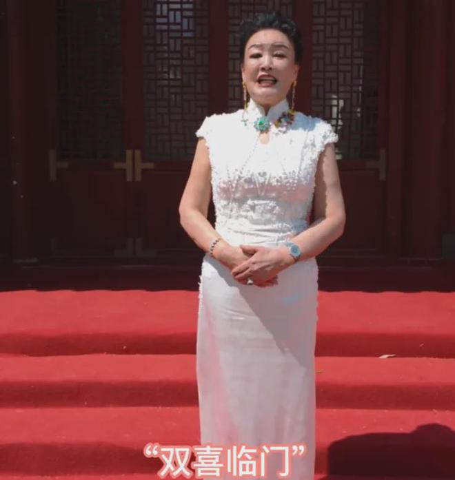 汪小菲婚宴现场曝光，和马筱梅相携敬酒，张兰送祝福句句内涵S家
