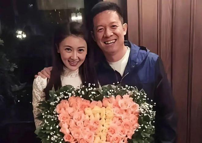 名利场||贾跃亭甘薇官宣离婚，霸总娇妻童话破灭，聊聊千亿市值后的煊赫旧事