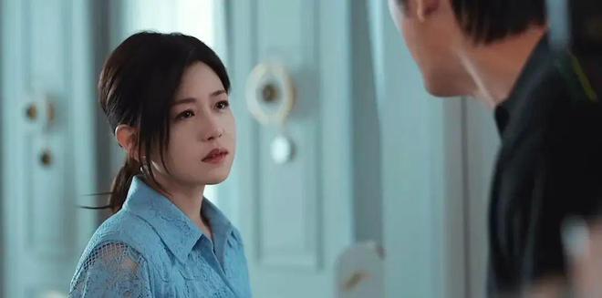 名利场||贾跃亭甘薇官宣离婚，霸总娇妻童话破灭，聊聊千亿市值后的煊赫旧事