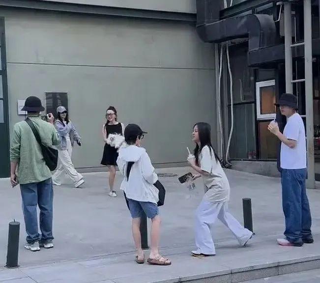 名利场||贾跃亭甘薇官宣离婚，霸总娇妻童话破灭，聊聊千亿市值后的煊赫旧事