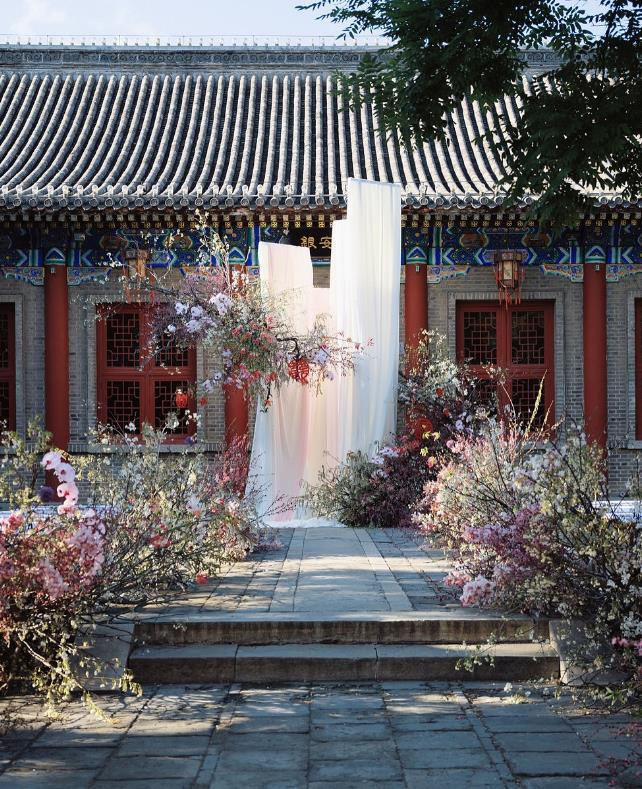 马筱梅分享婚礼高清图：至亲挚友们的相聚，一场华彩游园盛宴