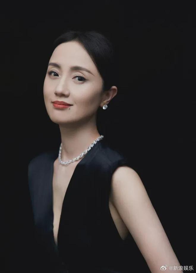51岁朱媛媛离世，丈夫辛柏青发文：结婚19年，恩爱半生，挚爱永别