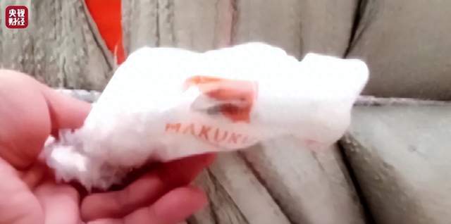 中国男明星卖卫生巾，突然爆火！