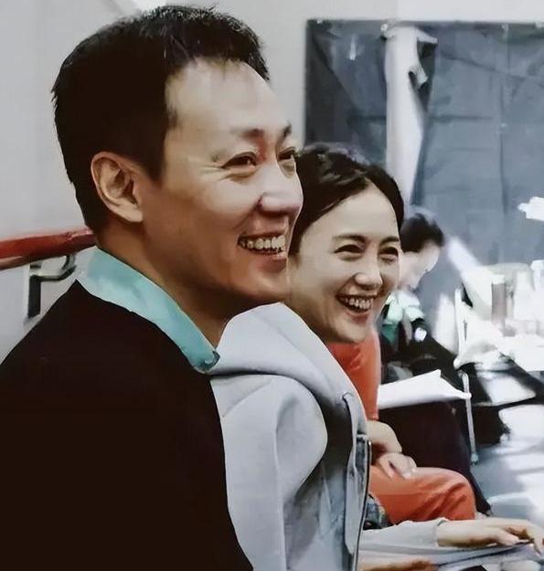 朱媛媛一生爱情圆满无憾，全家最后同框曝光，她笑容开怀无病容