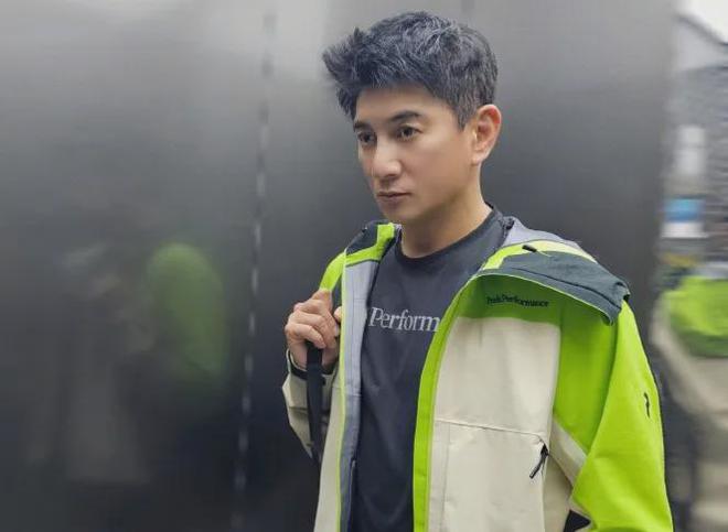刘诗诗吴奇隆要官宣离婚了？年初商业切割干净，男方半夜上线观望