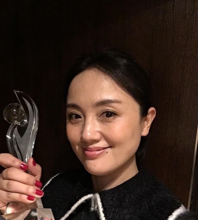 国民媳妇朱媛媛去世，老公辛柏青含泪泣告，抗癌五年坚持拍三部戏