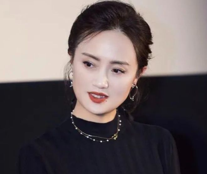 众星悼念朱媛媛！姚晨深受冲击不敢相信，马伊琍悲痛，姚晨怀念