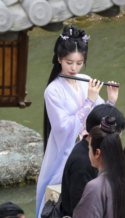 李凯馨前助理承认录音系捏造：和经纪公司闹矛盾，赴山海能播了吧