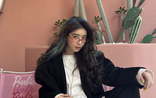 李凯馨晒受案回执！称前助理恶意剪辑已道歉，网友却发现诸多疑点