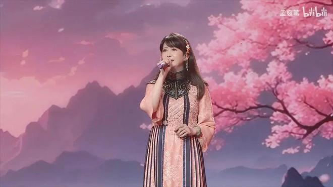 孟庭苇上海演唱会，歌声里有我远去的岁月 | 二湘空间