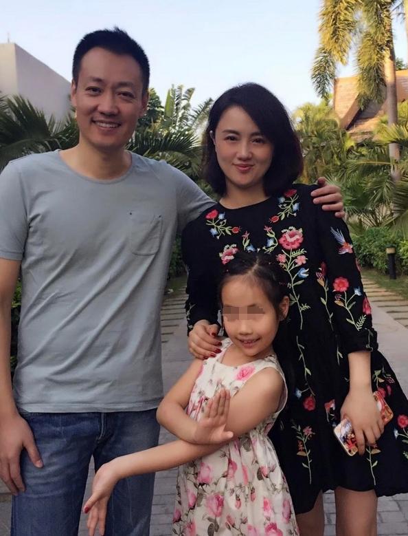 网友解读辛柏青发文时间：我爱你你是我妻，2秒停顿藏着催泪暴击