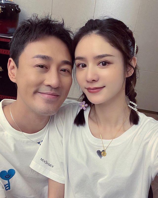 林峰老婆520晒网图P掉商家logo，被发现后又删除评论