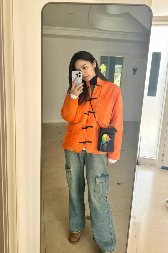 林峰老婆520晒网图P掉商家logo，被发现后又删除评论