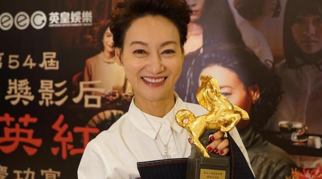 从街头乞丐到华表影后：65 岁惠英红的逆袭，凭什么震撼全网？