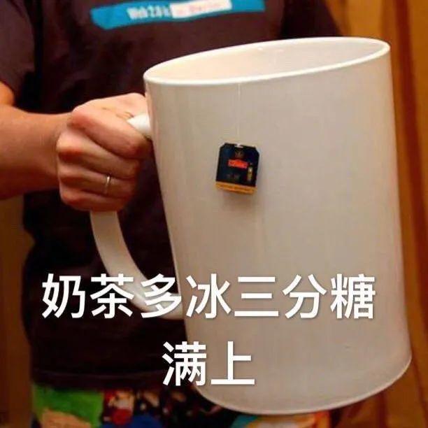 不是...44岁的潘玮柏怎么变成这样了，真是越扒越有...