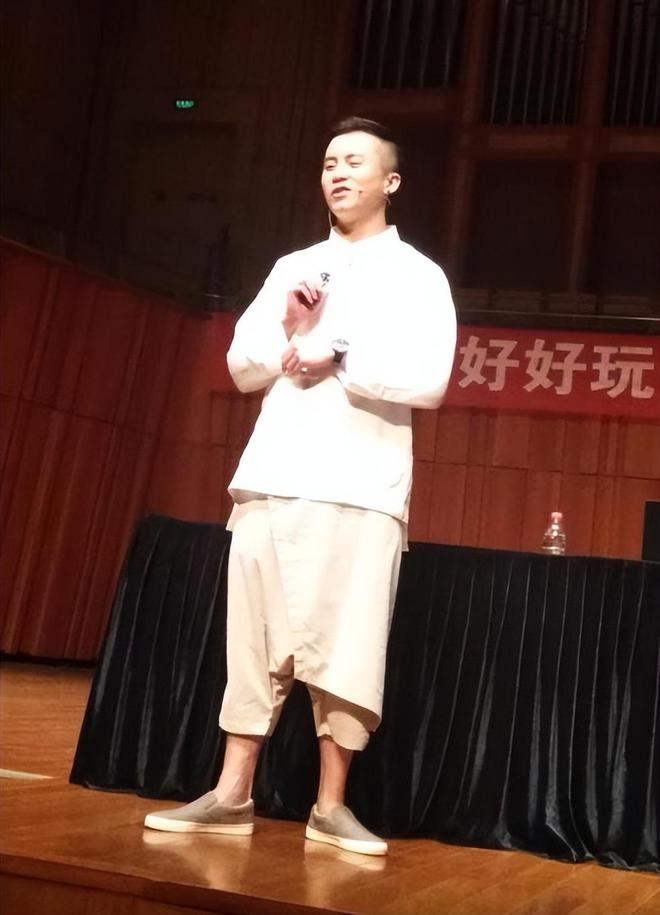演员黄兆欣猝死离世，年仅40岁，曾与琼瑶刘家昌合作京剧