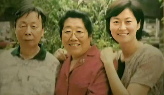人物||离开央视的女主播们