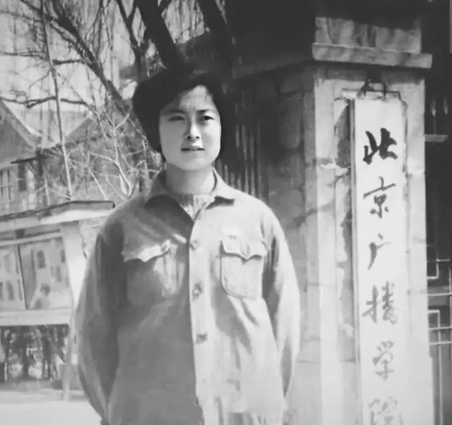 人物||离开央视的女主播们
